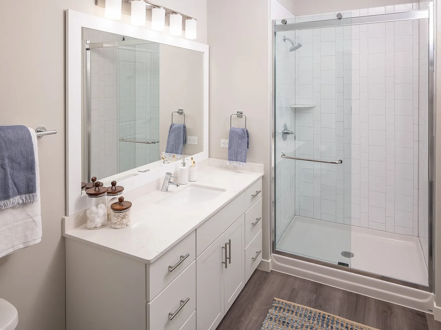 Carrick Apartments and Townhomes — Photo 2