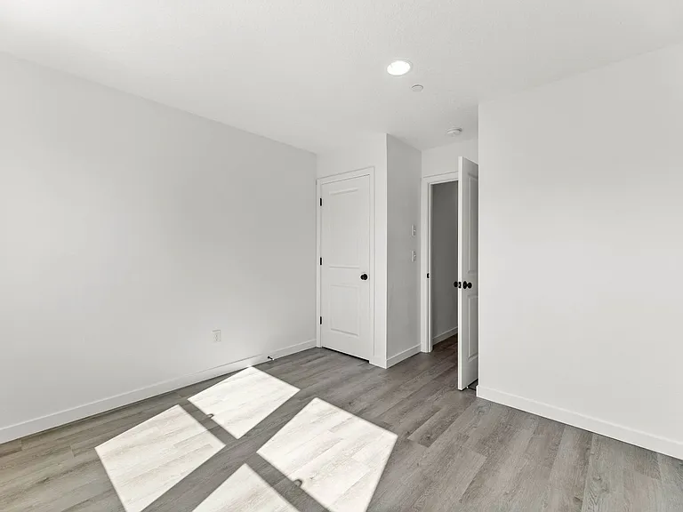 2904 NE 137th St — Photo 29