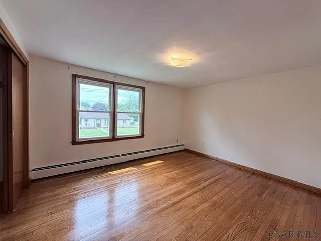 927 East Ave — Photo 17