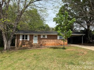 1962 Imperial St, Conover, NC 28613