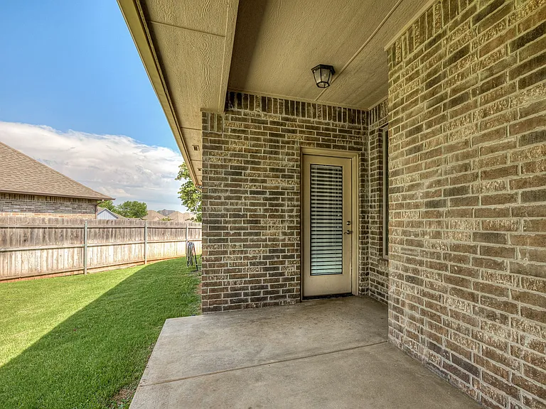 2709 Pacifica Ln — Photo 41
