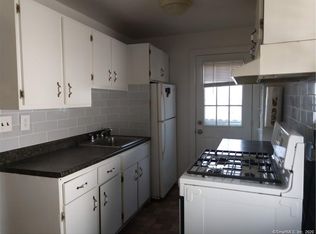 1100 E Main St APT 4, Stamford, CT 06902