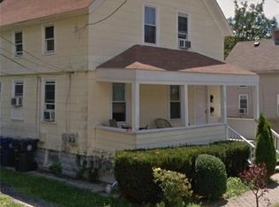 106 Rock Ave, Warwick, RI 02889