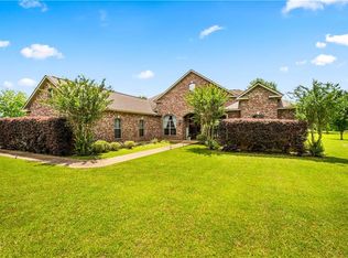 3898 Staples Rd, Pineville, LA 71360