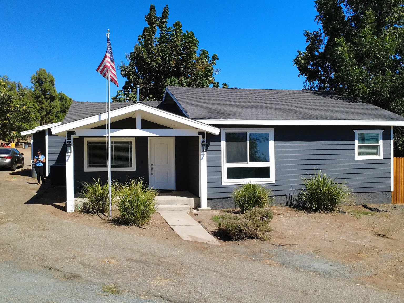 3 bed, 1617 sqft, $3,400 — Photo 1