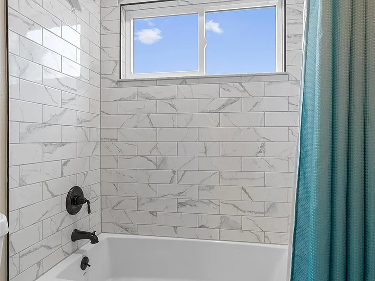 307 Hurst Creek Rd — Photo 36