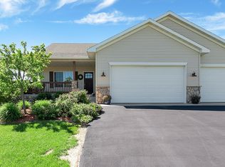 2433 Topaz St, Saint Cloud, MN 56301