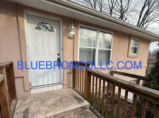 101 SE Summit Ave #B, Lees Summit, MO 64063