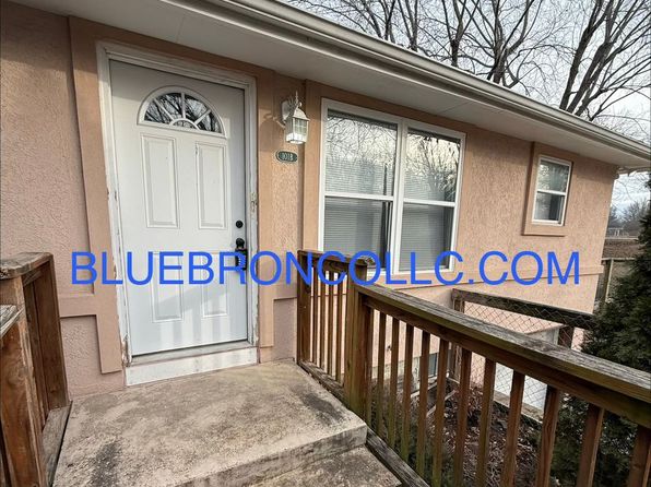 101 SE Summit Ave #B