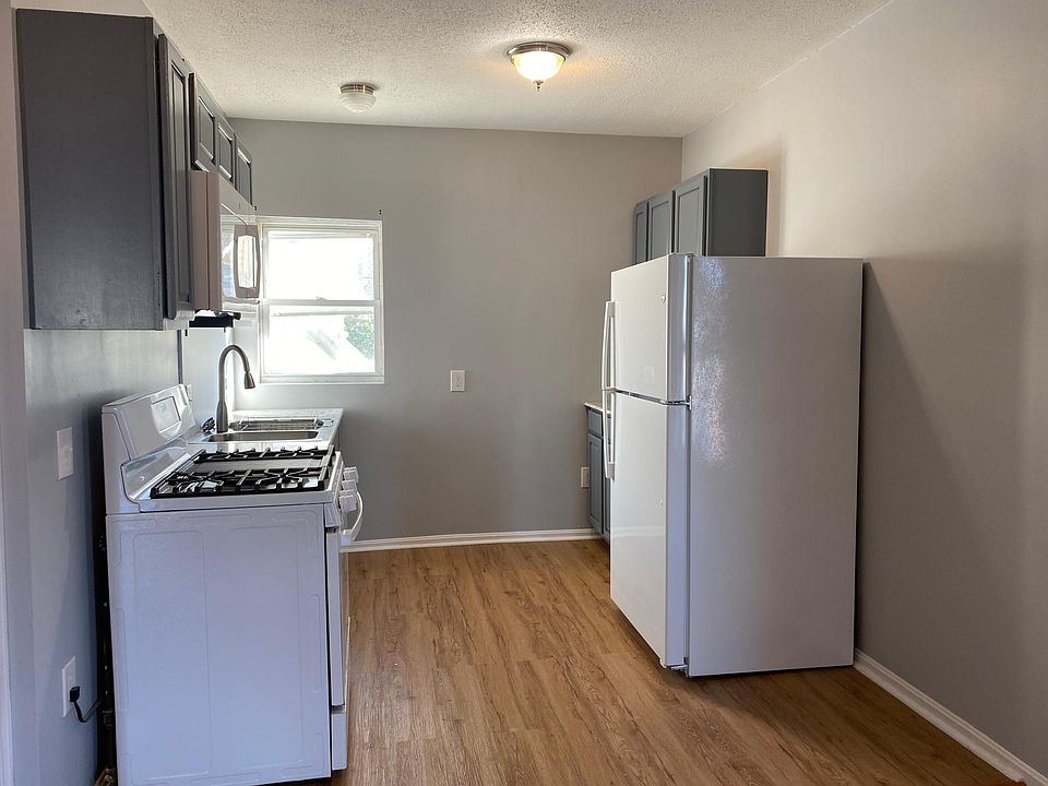 1879 N Main St 1879 N Main St Fall River, MA Zillow Apartments