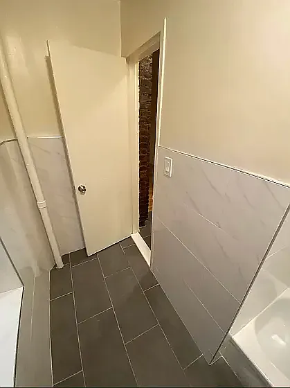 220 E 29th St #2A — Photo 10