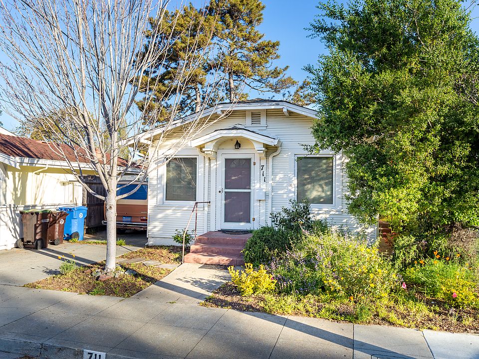 711 Broadway Santa Cruz CA 95062 Zillow