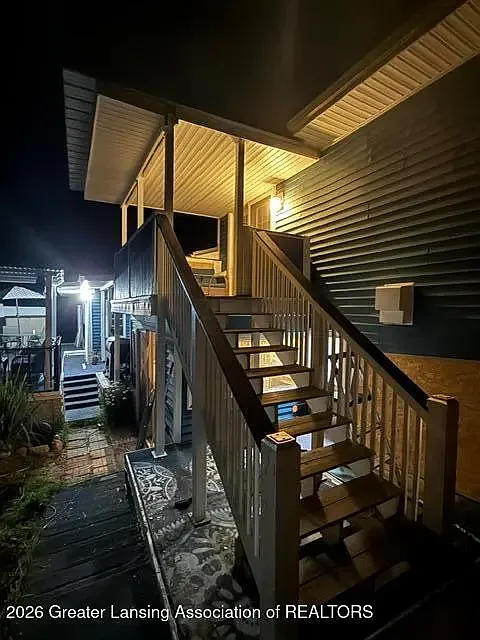 4 bed, 2330 sqft, $2,595 — Photo 1