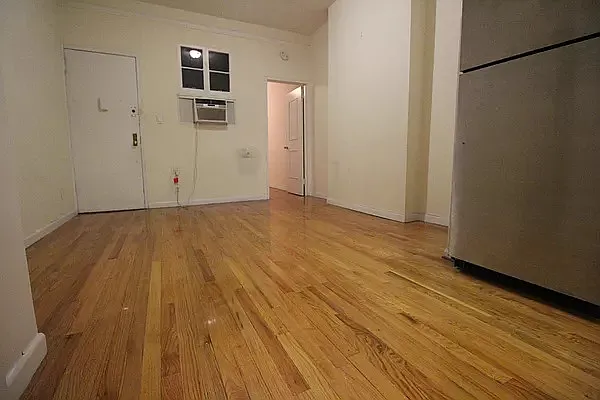 Rented by Luxor Homes & Investment Realty | media 8