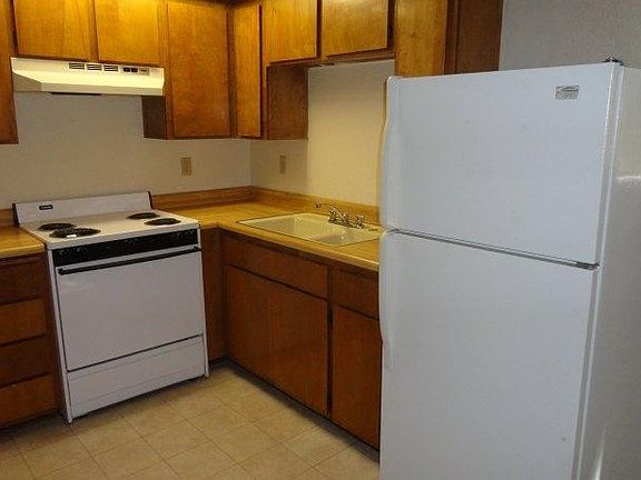 4th image of 1196 E Foothill Blvd APT 5