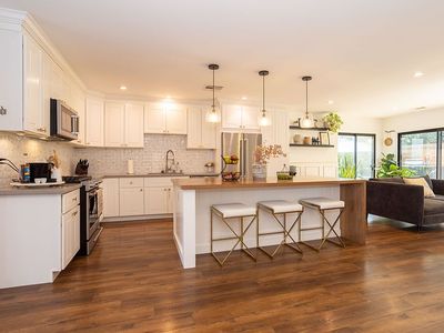 17462 Califa St, Encino, CA, 91316
