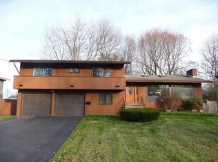 7632 Villa Maria, North Syracuse, NY 13212