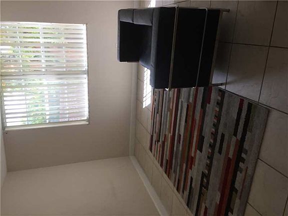 4th image of 4370 NW 79th Ave APT 1C