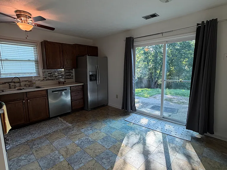 3828 McGarry Dr — Photo 10