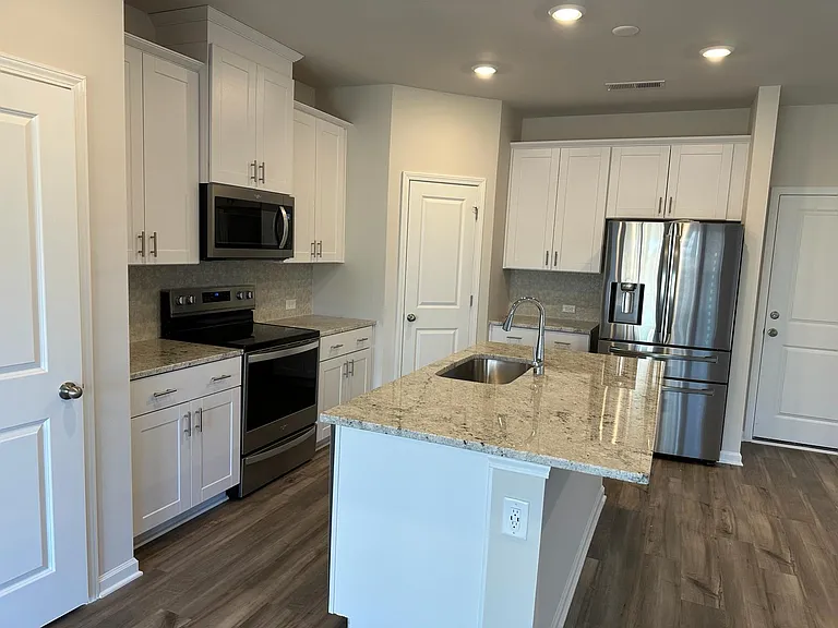 5270 Brailey Cir — Photo 5