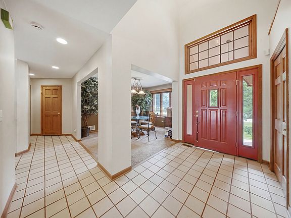 4th image of 138 Woodland Dr