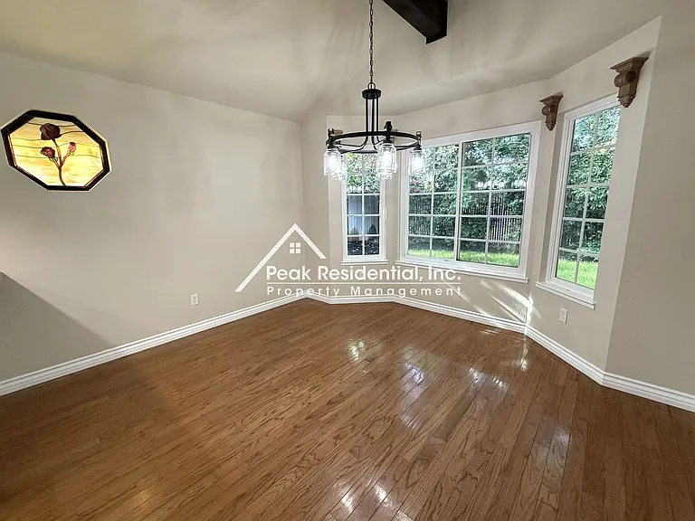 5706 Jeff Way — Photo 12