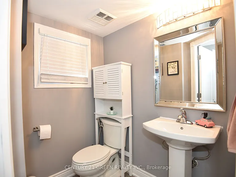 1400 The Esplanade N #306 — Photo 18