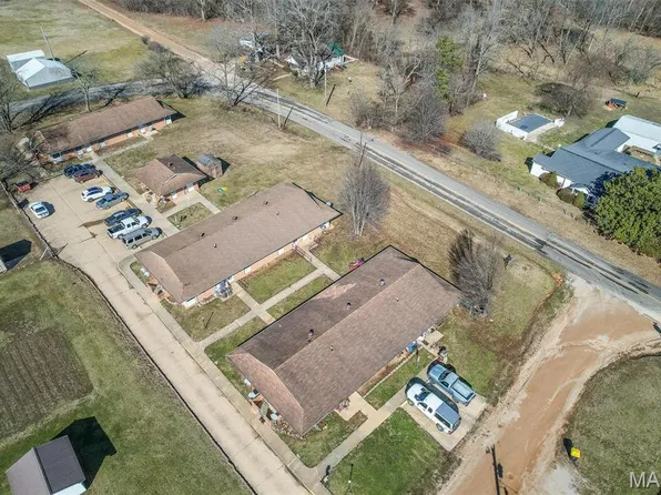 101 Spruce St, Grandin, MO 63943