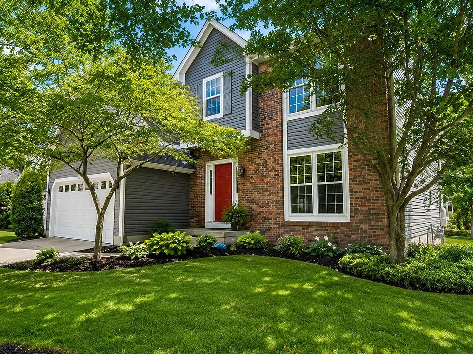 1st image of 744 Summertree Ln