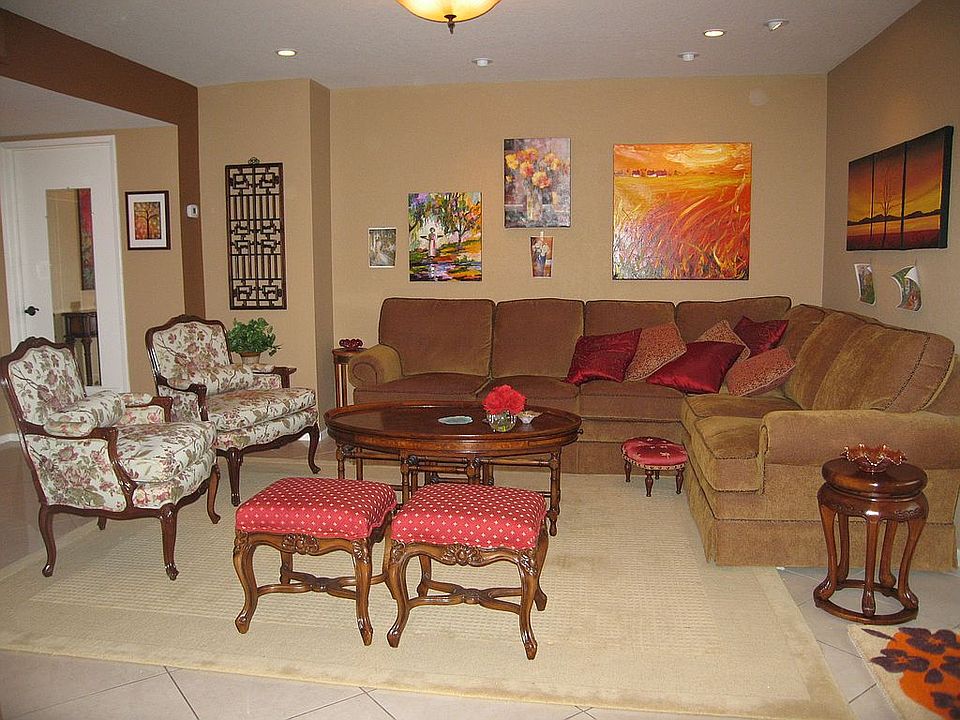 Living Room west wall