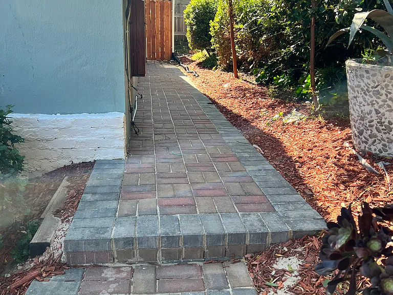 315 Juanita Ave — Photo 15
