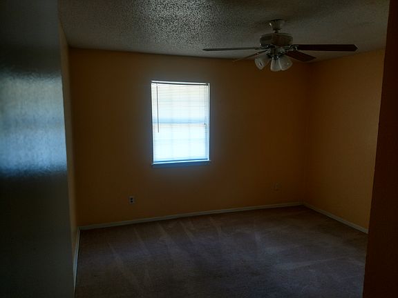 3rd image of 1703 SE 10th St