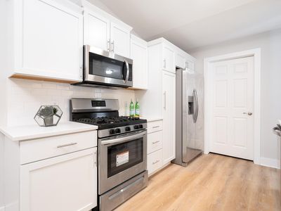 7862 Glenda Ct, Apple Valley, MN, 55124