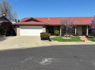 2134 Navajo Ct, Oakdale, CA 95361