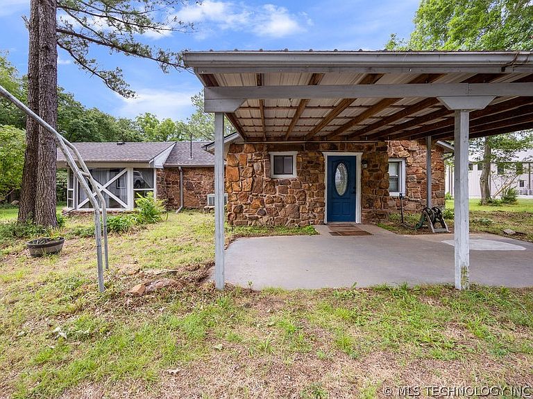 Listing photo 5