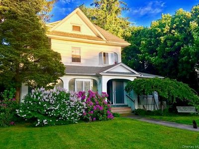 761 E Main Street, Riverhead, NY, 11901