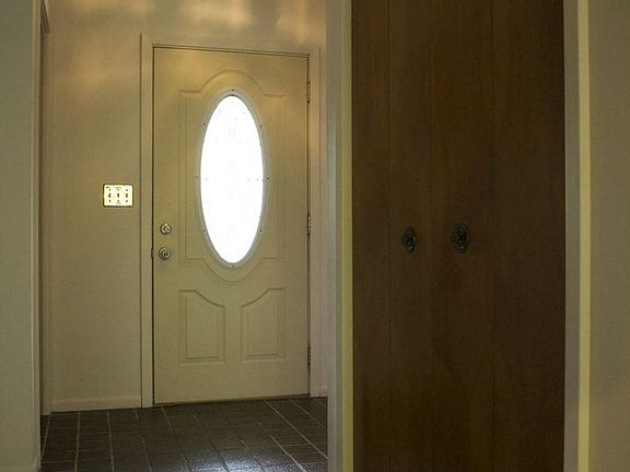 5th image of 3620 Chamberlain Ave SE