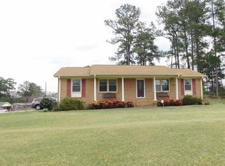 122 Manning Rd, Greenwood, SC 29649