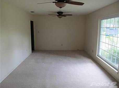 4th image of 118 Nelson Ave