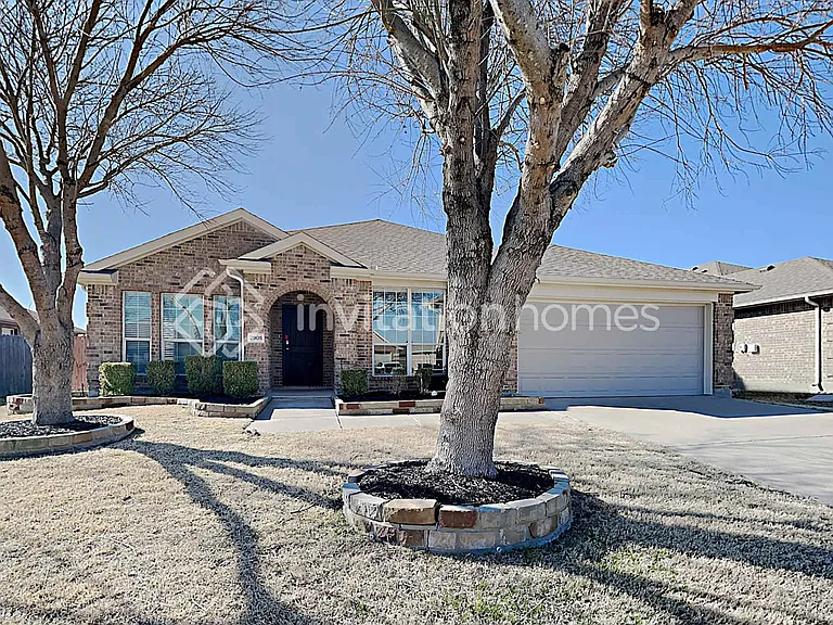 2905 Marsha Ln — Photo 1