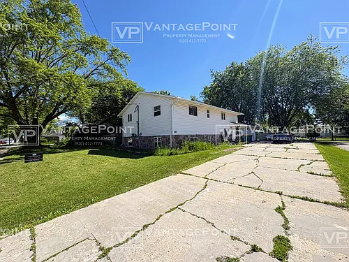 817 Bellevue St Photo 1