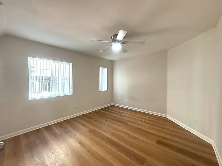 7405 Charmant Dr #2417 — Photo 12