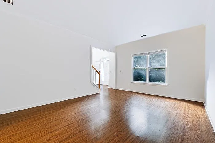 3165 Maple Terrace Dr — Photo 5