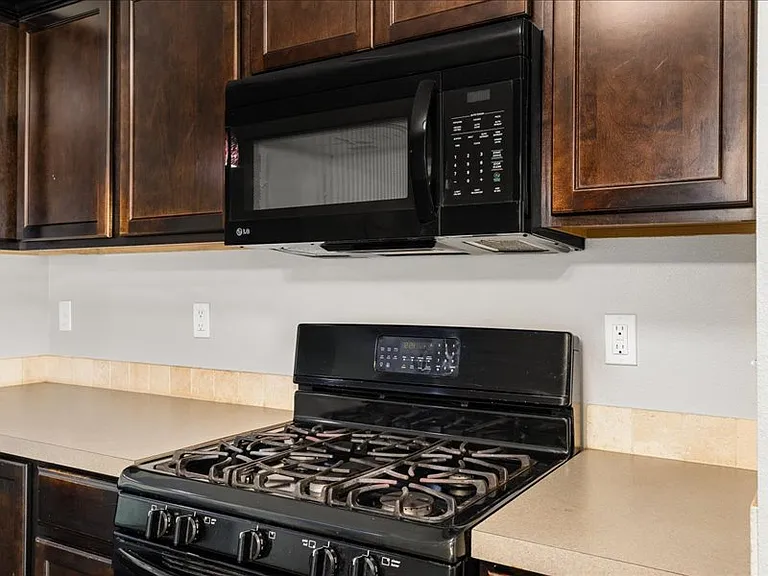 1057 S Benewah Lake Ave — Photo 14