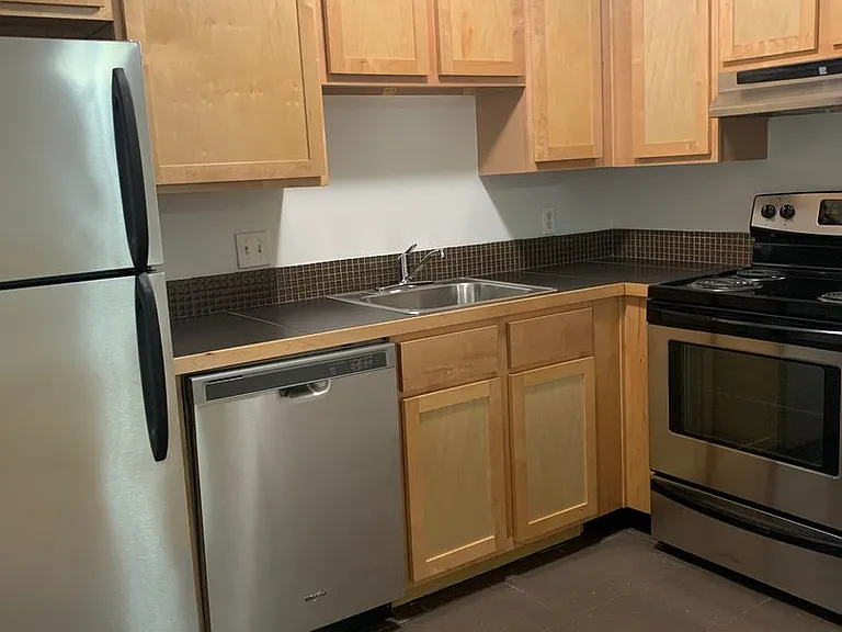Antilles Apartments — Photo 46