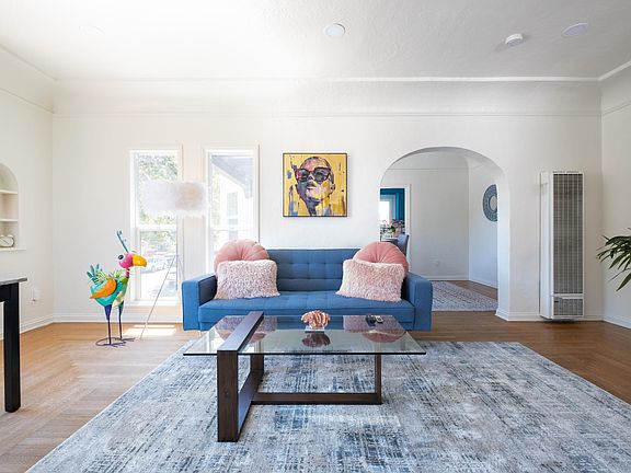 2nd image of 2535 N Eucalyptus Ave #1