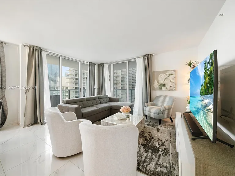 1155 Brickell Bay Dr #2501 — Photo 9