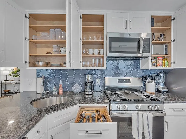 506 Brinley Ave #2 — Photo 18