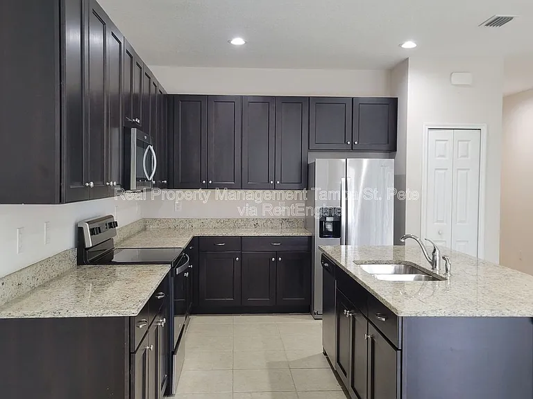 6409 Tillandsia Pl #6409 — Photo 8