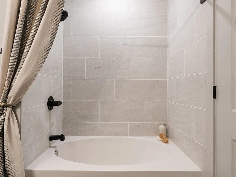 The Beverly by Alta — Photo 13